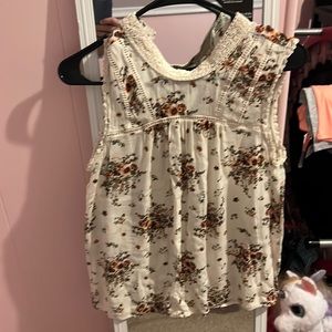 Floral size Lg women’s shirt from TJ Maxx